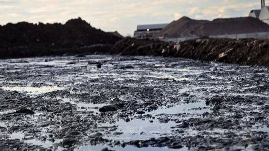 BASUREROS DE VACA MUERTA: LA CAUSA QUE EXPONE EL NEGOCIO MILLONARIO DE LA CONTAMINACIÓN LLEGA A SU MOMENTO DEFINITIVO
