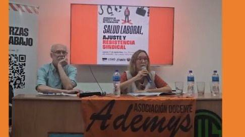 DOCENTES QUE SOSTIENEN EL MUNDO Y SE ENFERMAN EN EL INTENTO