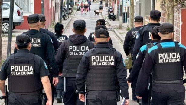 JORGE MACRI REDOBLA LA GUERRA CONTRA LOS POBRES EN LA CIUDAD
