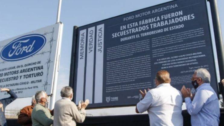 EXPROPIAR EL QUINCHO PARA QUE EL TERROR NO TENGA LUGAR